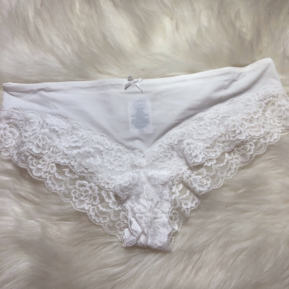 White lace Panties